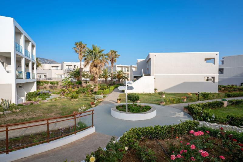 Delfina Tropic Beach Paralia Kourna Exterior foto